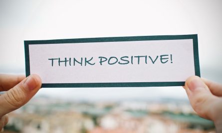 Positive 4907261 1280